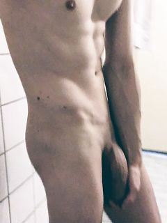 Sono davvero tanto voglioso e ho solo voglia di godere