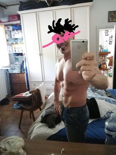 Galletto che spiuma polastrelke