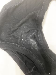 Le mutandine della mogliettina Santarella?