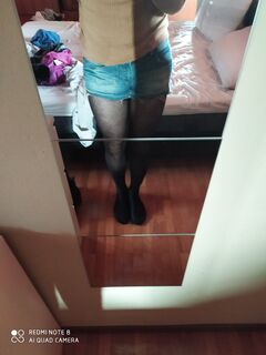 Con i jeans stretti..