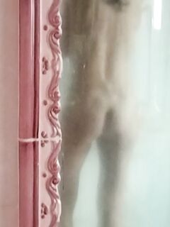 Vi piacerebbe sperimentare il culetto di mia moglie Letizia?