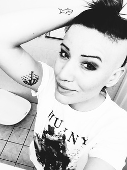 Selfie hot di una bella figa