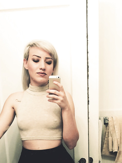 Selfie hot di una bella figa