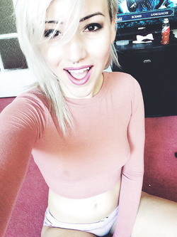 Selfie hot di una bella figa