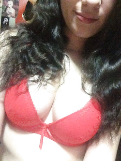 Foto sexy amatoriali rubate di una 21 enne