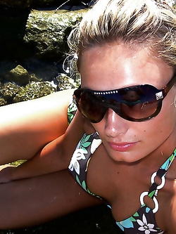 Foto mix di scatti amatoriali