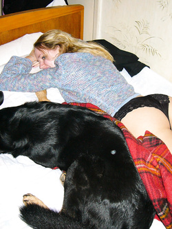 Foto biondina col culo rotto