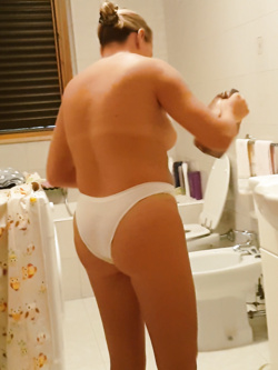 Mia cognata grande troia