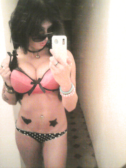 Tutte le foto sexy di Martina Portolano