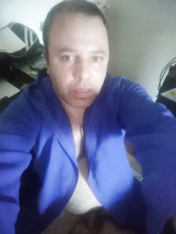 Gigolò, spogliarsi nudo ... Parte 2