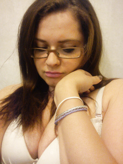 Iza 30 yo Polish hairy wife web whore