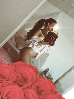 Foto porno hot di mistress Audrey Martin