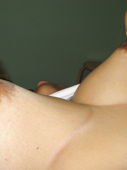 Ancora qualche cosa di me . Pure un paio di foto Vintage fatte con Polaroid , risalenti a circa 20 anni fa ...