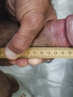 Date un voto al mio cazzo?....