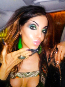 PER CAZZI LUNGI E GROSSI CLICCAAA