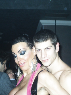 SOLO SU AMA PORN SI SBORRA CAZZOOOO