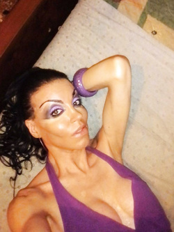 VOGLIOSA PORCA SU AMA PORN