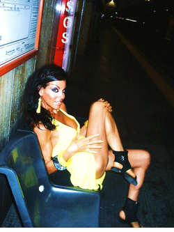 LE VERE TROIE SOLO SU AMA PORN CLICCAA