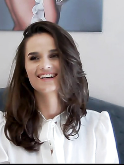 La tua dose giornaliera di chat è in attesa!