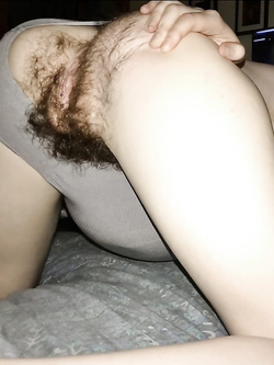 Esibizionista non depilata da 2 anni bis