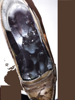 VENGO SULLE SCARPE USATISSIME DI MIA MOGLIE DIANA