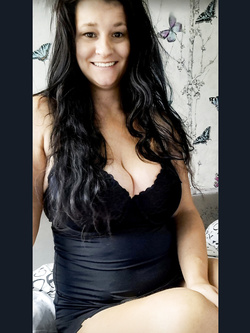 Eva Polish busty mum slut