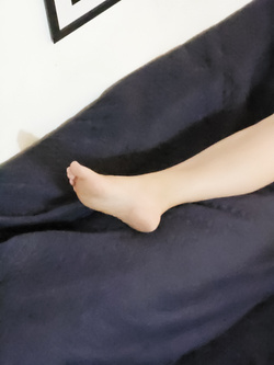 Mia moglie + io che mi scopo il suo intimo di nascosto