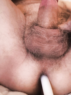 Tolenerox arty anal horny selfies