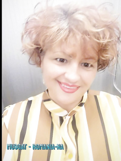 MUSGAT - BADANTE ESIBIZIONISTA SENZA FRENI